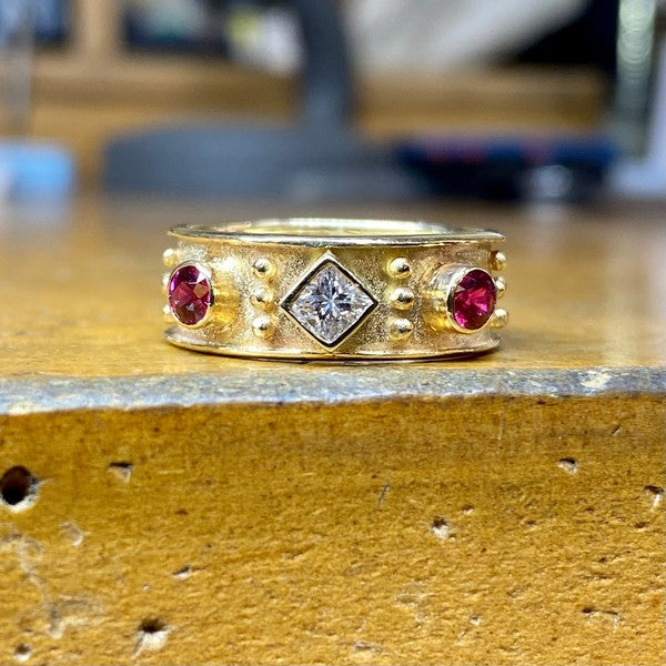 Ruby diamond yellow gold ring Clearance