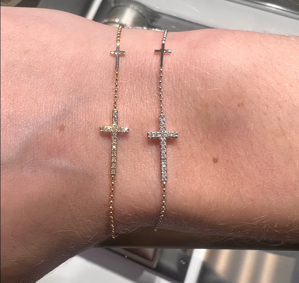 14K White Gold Diamond Cross Chain Bracelet | Shop 14k White Gold Faith  Bracelets | Gabriel & Co